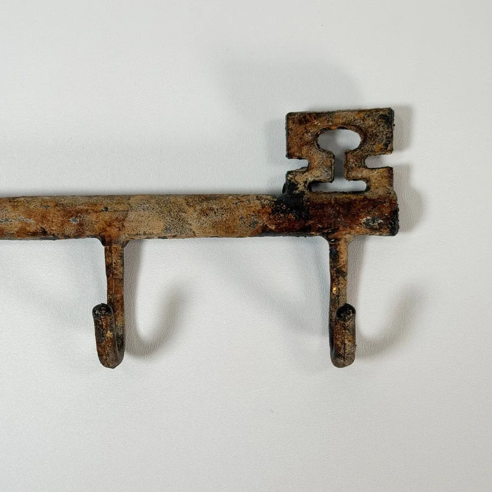 Vintage Skeleton Key Wall Hook Rack Brown Rustic Cast Iron Famrhouse Cottage